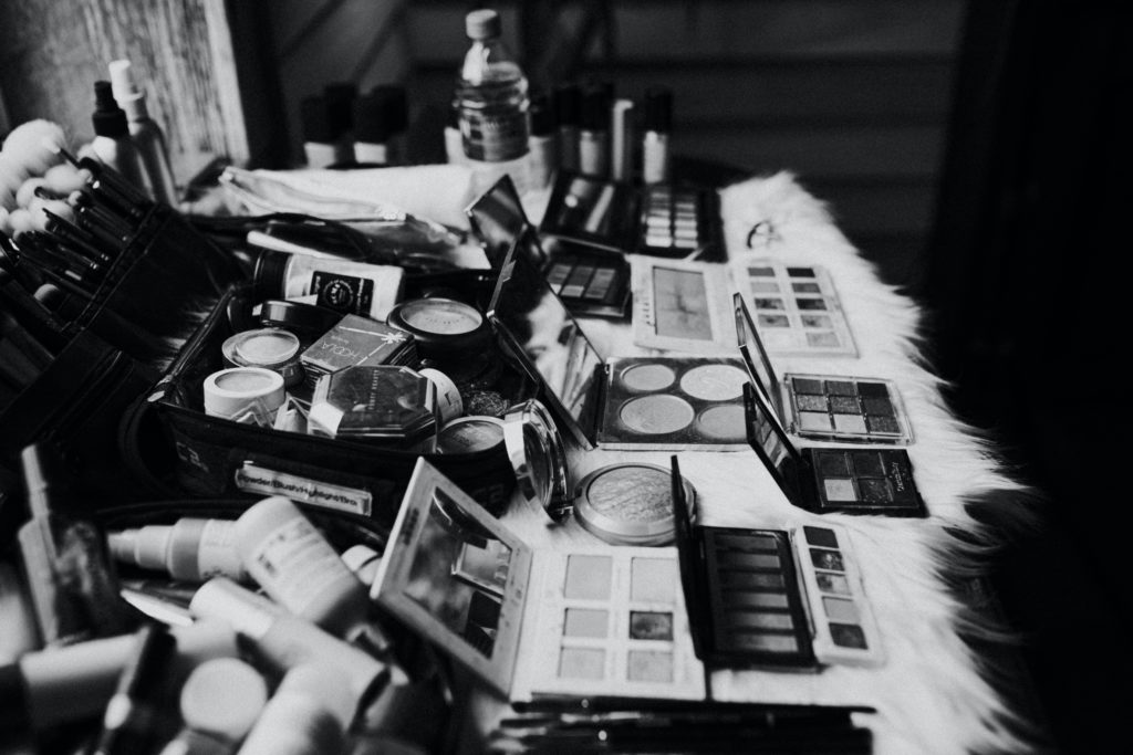 Best Dropshipping Cosmetics for Maximum Profit