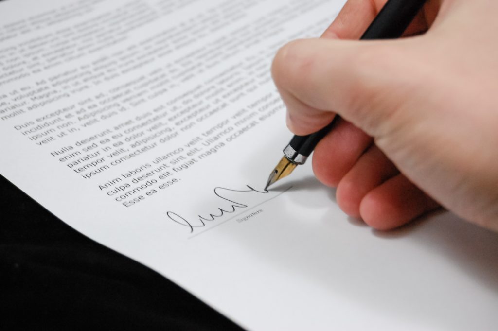 Factors to Consider Before Contracting Chinese Vendors