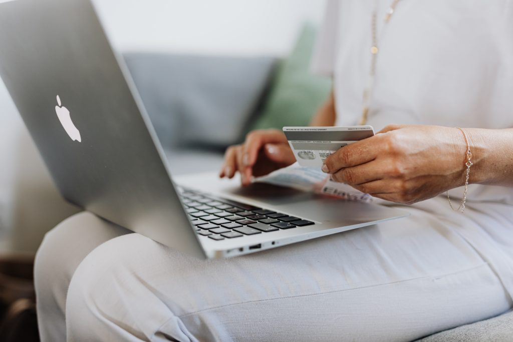 How to Get Started with Dropshipping