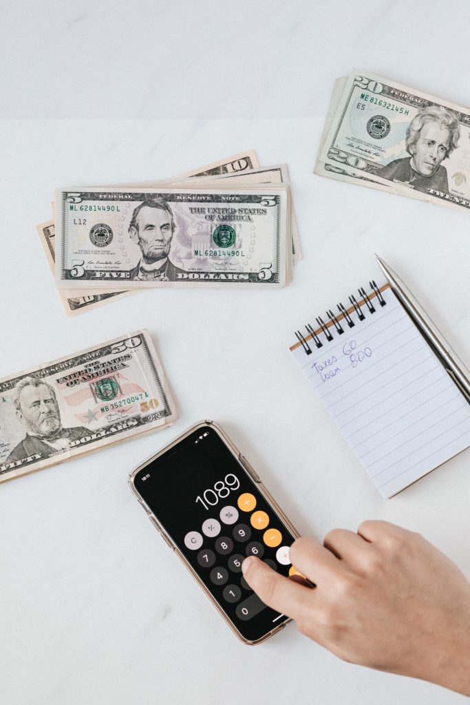 The Decisive Battle Shopify vs. Etsy