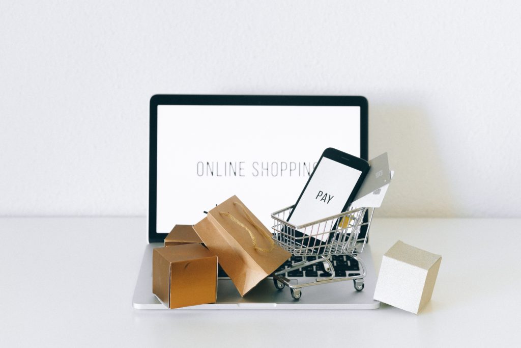 The Final Showdown Shopify vs. Amazon 4