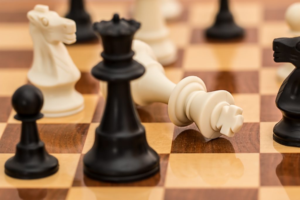 The Final Showdown Shopify vs. Amazon 6