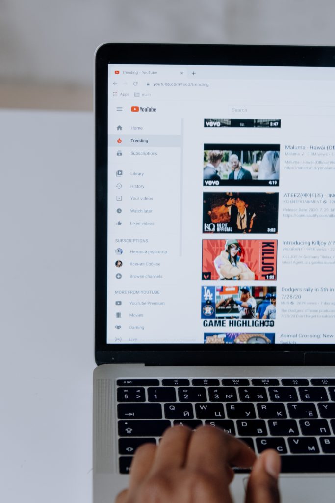 YOU TUBE