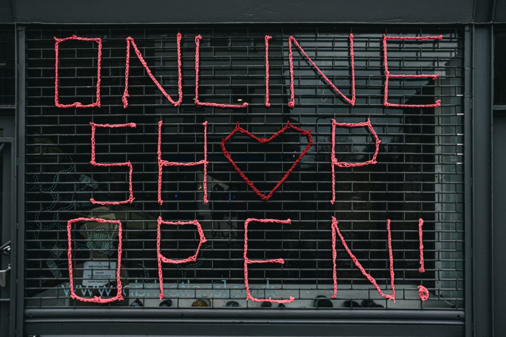 samuel regan asante cYNp8un5QkI unsplash